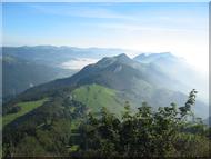 Blick von der Rti nach Osten gegen Balmberg, Chamben und Hllchpfli